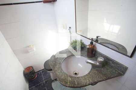 Casa à venda com 469m², 4 quartos e 8 vagas Casa à venda com 469m², 4 quartos e 8 vagasLavabo