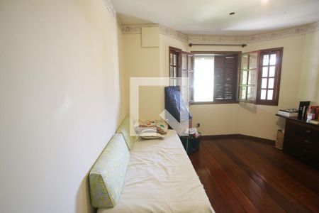 Casa à venda com 469m², 4 quartos e 8 vagas Casa à venda com 469m², 4 quartos e 8 vagasQuarto Suíte 3