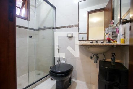 Casa à venda com 469m², 4 quartos e 8 vagas Casa à venda com 469m², 4 quartos e 8 vagasBanheiro da Suíte 3