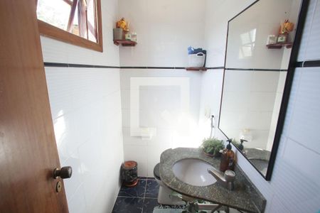 Casa à venda com 469m², 4 quartos e 8 vagas Casa à venda com 469m², 4 quartos e 8 vagasLavabo