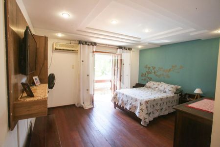 Casa à venda com 469m², 4 quartos e 8 vagas Casa à venda com 469m², 4 quartos e 8 vagasQuarto Suíte 1