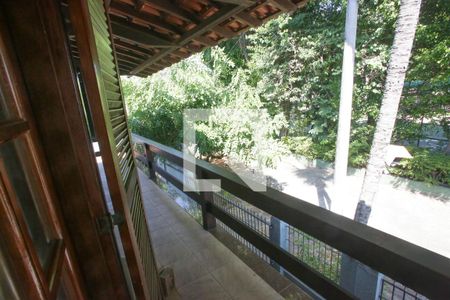 Casa à venda com 469m², 4 quartos e 8 vagas Casa à venda com 469m², 4 quartos e 8 vagasVaranda do Escritório