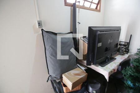 Casa à venda com 469m², 4 quartos e 8 vagas Casa à venda com 469m², 4 quartos e 8 vagasQuarto de Serviço