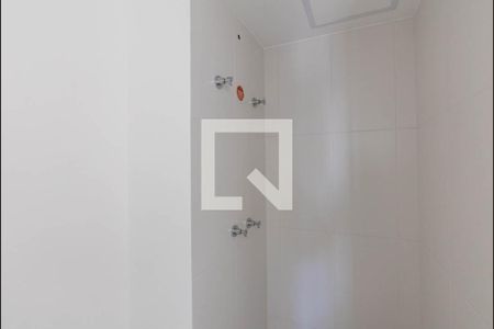 Banheiro de kitnet/studio à venda com 1 quarto, 22m² em República, São Paulo