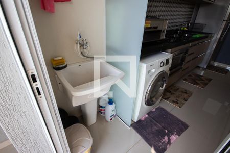 Apartamento para alugar com 67m², 2 quartos e 1 vagaÁrea de Serviço