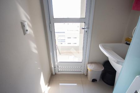 Apartamento para alugar com 67m², 2 quartos e 1 vagaÁrea de Serviço