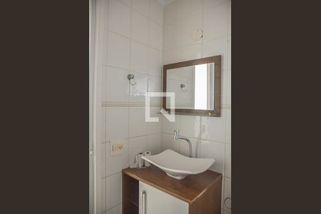 Banheiro de apartamento para alugar com 3 quartos, 78m² em Vila Euclides, São Bernardo do Campo