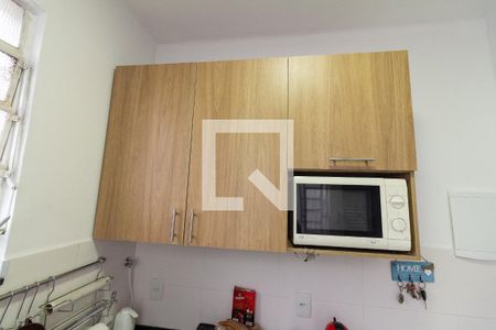 Apartamento para alugar com 58m², 2 quartos e sem vaga Apartamento para alugar com 58m², 2 quartos e sem vagaCozinha - Armários