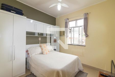 Quarto 1 de apartamento para alugar com 2 quartos, 58m² em Vila Kosmos, Rio de Janeiro
