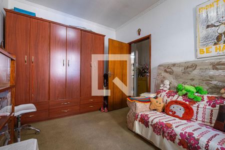 Casa à venda com 640m², 3 quartos e 8 vagasQuarto 2
