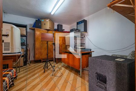 Casa à venda com 640m², 3 quartos e 8 vagasEdícula