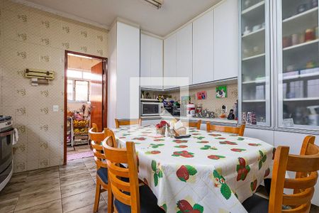 Casa à venda com 640m², 3 quartos e 8 vagasCozinha