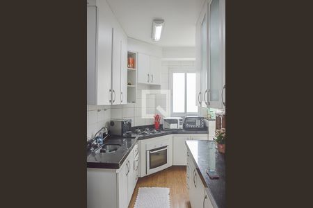 Apartamento para alugar com 98m², 3 quartos e 2 vagas Apartamento para alugar com 98m², 3 quartos e 2 vagasCozinha