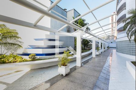 Apartamento para alugar com 98m², 3 quartos e 2 vagas Apartamento para alugar com 98m², 3 quartos e 2 vagasÁrea comum