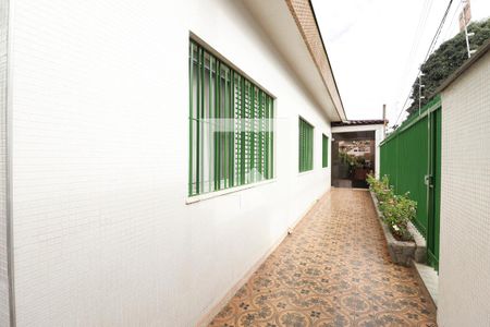 Casa à venda com 220m², 3 quartos e 3 vagasÁrea externa