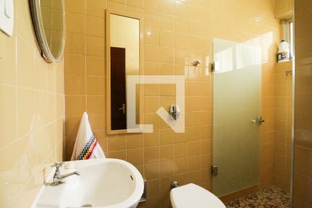 Casa à venda com 220m², 3 quartos e 3 vagasBanheiro da Garagem