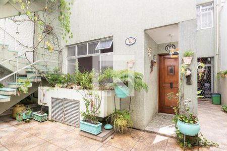 Casa à venda com 330m², 6 quartos e 6 vagas