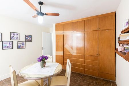 Casa à venda com 330m², 6 quartos e 6 vagas