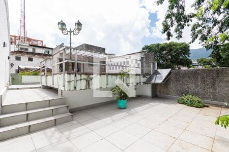 Casa à venda com 330m², 6 quartos e 6 vagas