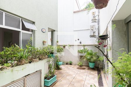 Casa à venda com 330m², 6 quartos e 6 vagas