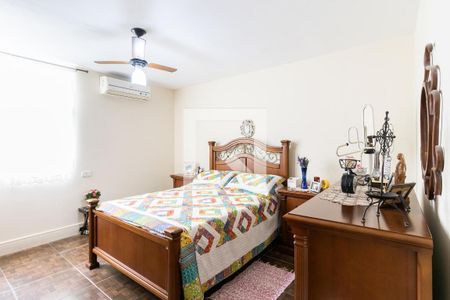 Casa à venda com 330m², 6 quartos e 6 vagas