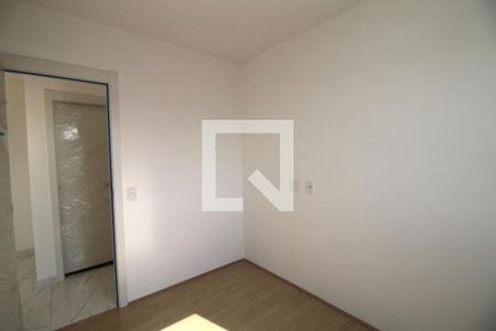 Quarto 1 de apartamento para alugar com 2 quartos, 52m² em Ramos, Rio de Janeiro