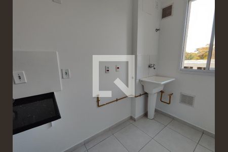 Apartamento para alugar com 46m², 2 quartos e 1 vaga Apartamento para alugar com 46m², 2 quartos e 1 vagaCozinha e Área de Serviço