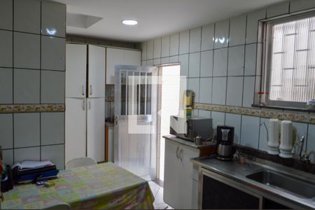 Casa à venda com 280m², 3 quartos e 4 vagasCozinha