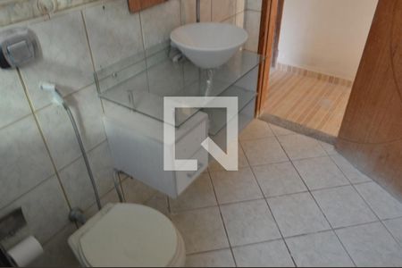 Casa à venda com 280m², 3 quartos e 4 vagasBanheiro 1