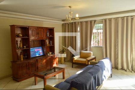 Sala de casa à venda com 3 quartos, 280m² em Taquara, Rio de Janeiro