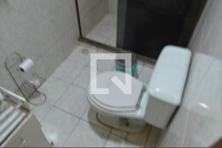 Casa à venda com 280m², 3 quartos e 4 vagasBanheiro 2