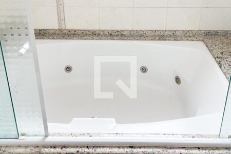 Casa à venda com 144m², 3 quartos e 3 vagasBanheiro - Suíte