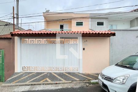Casa à venda com 144m², 3 quartos e 3 vagasFachada