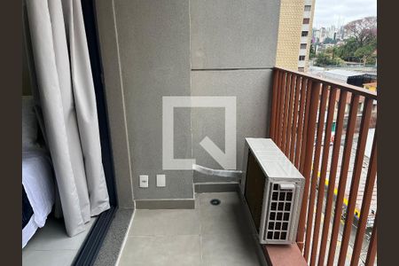 Apartamento para alugar com 25m², 1 quarto e sem vagaVaranda