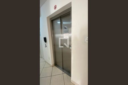 Apartamento à venda com 60m², 2 quartos e 1 vagaÁrea comum