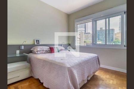 Apartamento à venda com 81m², 1 quarto e sem vaga