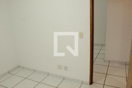 Quarto 1 de apartamento para alugar com 2 quartos, 47m² em Jardim Isis, Cotia