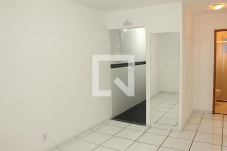 Sala de apartamento para alugar com 2 quartos, 47m² em Jardim Isis, Cotia