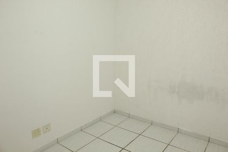 Quarto 2 de apartamento para alugar com 2 quartos, 47m² em Jardim Isis, Cotia