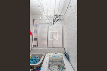 Casa de condomínio à venda com 44m², 2 quartos e sem vaga Casa de condomínio à venda com 44m², 2 quartos e sem vagaÁrea de serviço