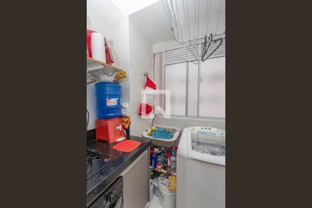 Casa de condomínio à venda com 44m², 2 quartos e sem vaga Casa de condomínio à venda com 44m², 2 quartos e sem vagaÁrea de serviço