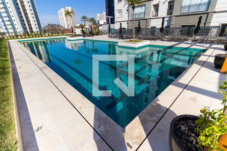 Apartamento à venda com 270m², 3 quartos e 3 vagasÁrea comum - Piscina