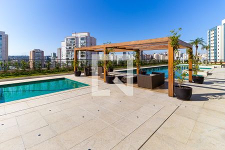Apartamento à venda com 270m², 3 quartos e 3 vagasÁrea comum - Piscina