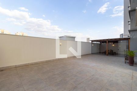 Apartamento à venda com 270m², 3 quartos e 3 vagasQuintal - Espaço garden