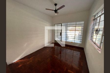 Sala de casa para alugar com 4 quartos, 250m² em Vila Polopoli, São Paulo