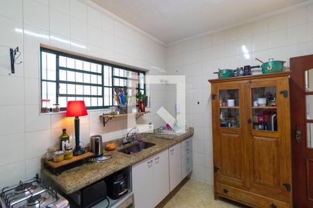 Casa à venda com 360m², 3 quartos e 4 vagas Casa à venda com 360m², 3 quartos e 4 vagasCozinha