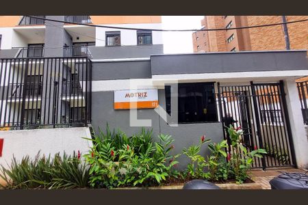 Apartamento à venda com 40m², 2 quartos e 1 vaga Apartamento à venda com 40m², 2 quartos e 1 vagaFachada