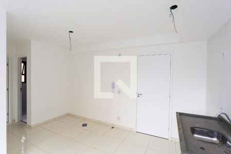 Apartamento à venda com 40m², 2 quartos e 1 vaga Apartamento à venda com 40m², 2 quartos e 1 vagaSala - Cozinha - Serviço
