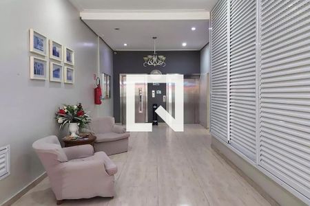 Hall de entrada de apartamento à venda com 2 quartos, 57m² em Centro, São Paulo