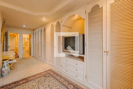 Apartamento à venda com 170m², 3 quartos e 2 vagasSuíte